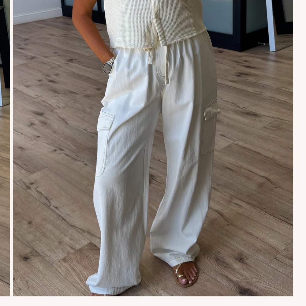 TALULAH Wide Leg Cargo Pants BNWT